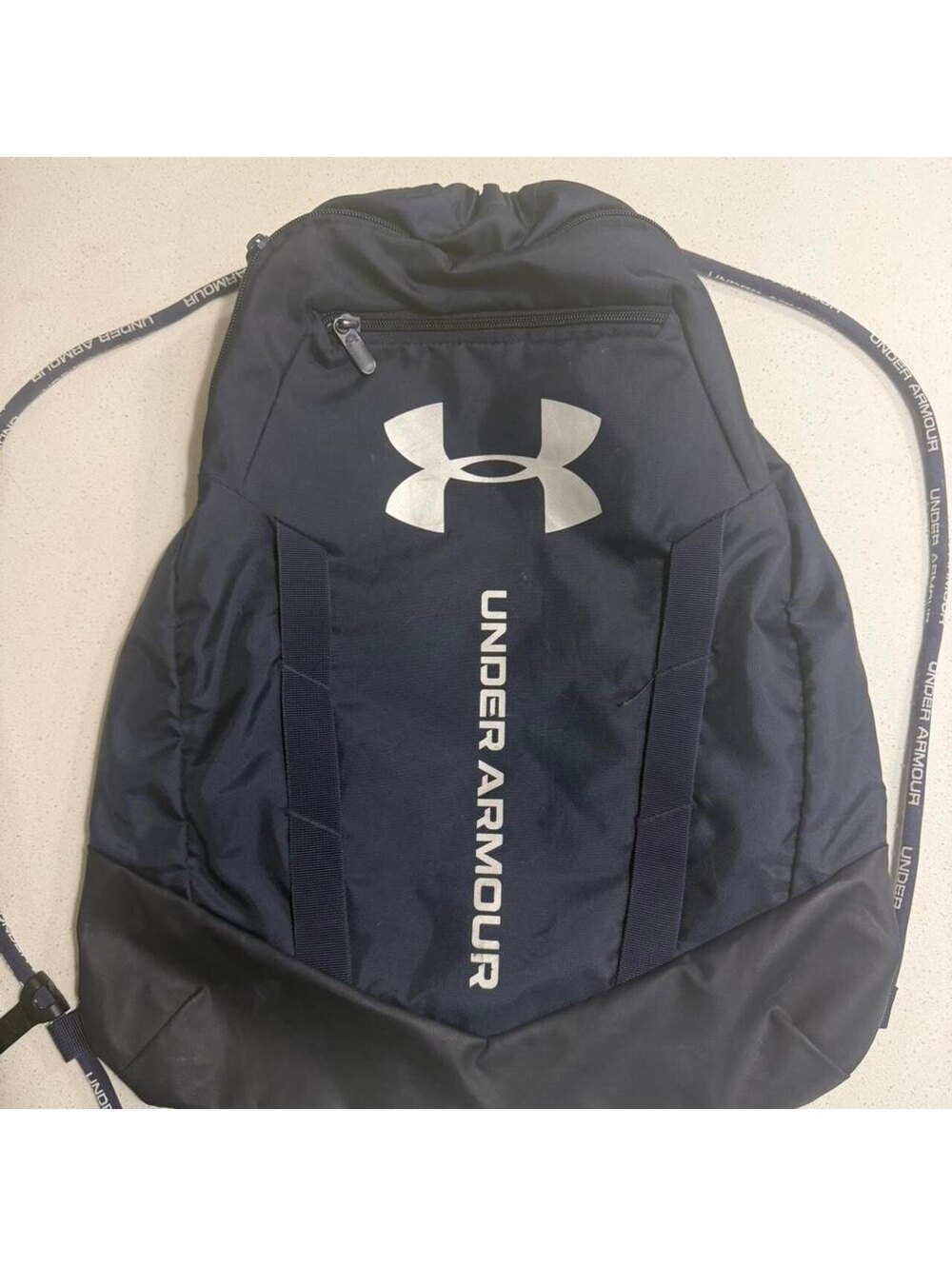 Under Armour Black Drawstring Backpack / Front Zipper Pocket